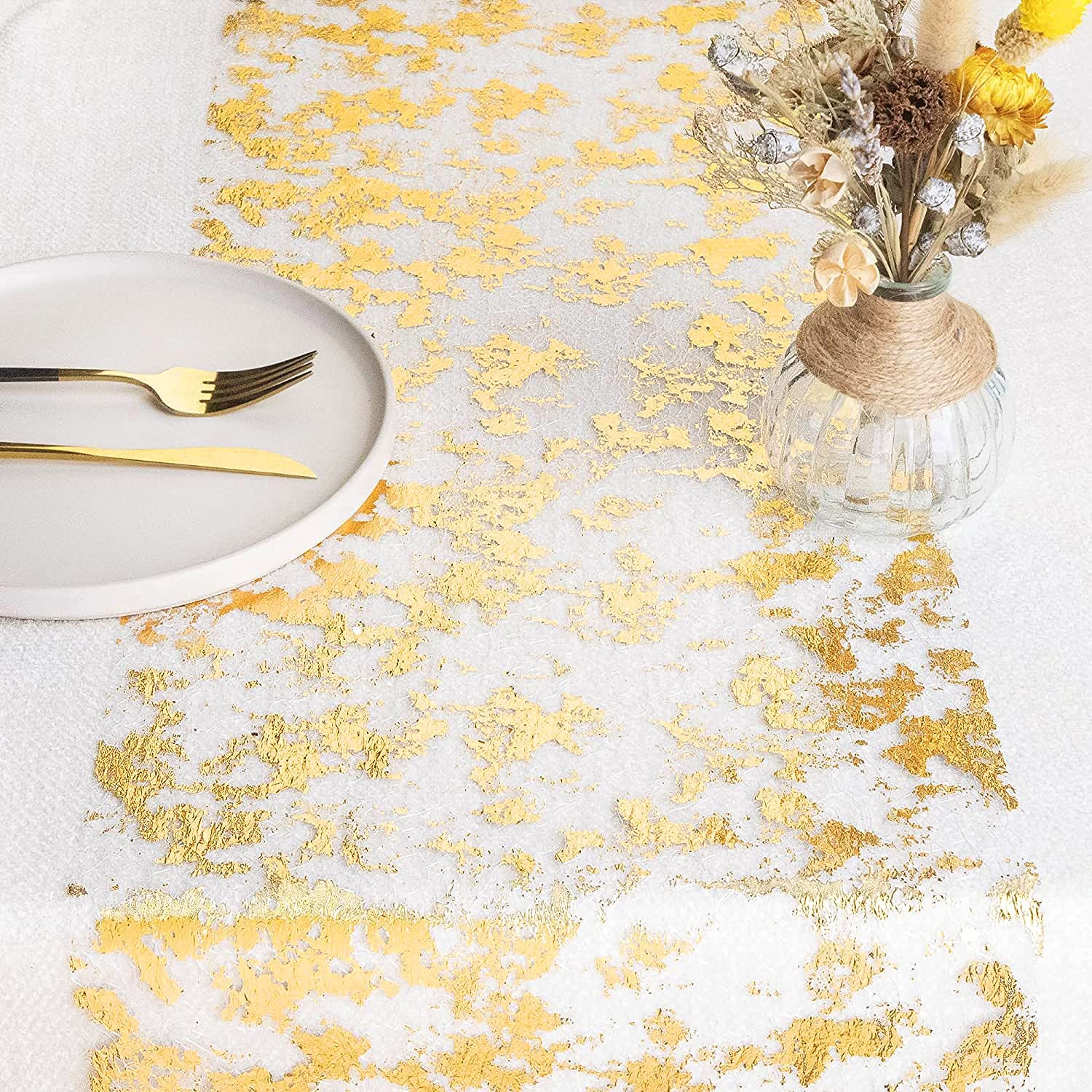 Sparkle Metallic Gold Thin Tab – обзор и цена Christmas Table Runner