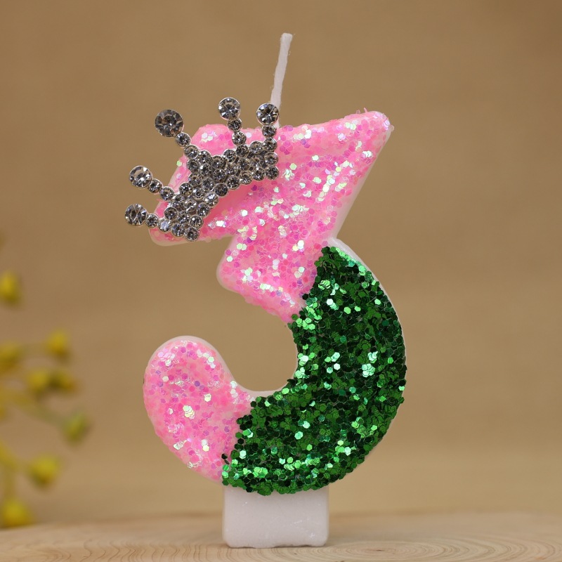 Sparkling Light Green Princess – обзор и цена Holiday Candle Set